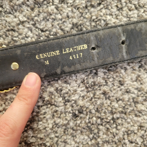 Vintage Black and Gold Women's Belt - Picture 7 of 16